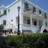 Отель Blue Dolphin в городе Батси, Греция