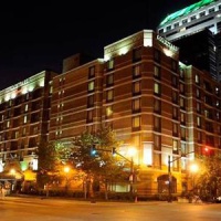 Отель Courtyard by Marriott Louisville Downtown в городе Луисвил, США