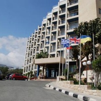 Отель The Caravel Hotel в городе Лимасол, Кипр