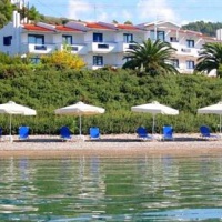 Отель Agnadi Hotel Rovies в городе Ровиес, Греция