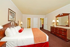 Отель BEST WESTERN PLUS Spring Hill Inn & Suites в городе Спринг Хилл, США