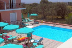 Отель Studios Paradise в городе Свороната, Греция
