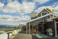 Отель Aorangi Peak Holiday House в городе Роторуа, Новая Зеландия
