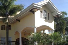 Отель PLJ Executive Magical Villa в городе Порак, Филиппины