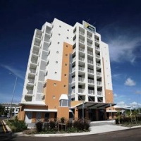 Отель Quest Palmerston Serviced Apartments в городе Холтз, Австралия