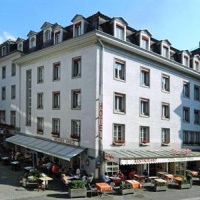 Отель Weisses Kreuz Hotel Interlaken в городе Интерлакен, Швейцария