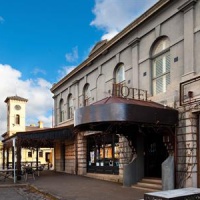 Отель Hotel Frangos в городе Дейлсфорд, Австралия