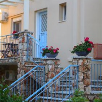 Отель Villa Elenia в городе Tsoukalades, Греция