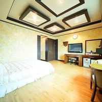 Отель Goodstay France Motel в городе Йосу, Южная Корея