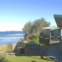Отель Berrara Beach Chalets в городе Беррара, Австралия