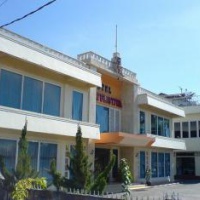 Отель Hotel Khatulistiwa в городе Понтианак, Индонезия
