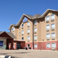 Отель Lakeview Inn & Suites Chetwynd в городе Четвинд, Канада