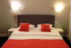 Отель BEST WESTERN Hotel Val de Loire в городе Азе-ле-Ридо, Франция