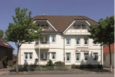 Отель Hus Mohlenbarg в городе Куксхафен, Германия