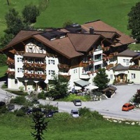 Отель Lurzerhof Hotel Untertauern в городе Унтертауэрн, Австрия
