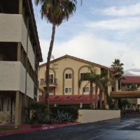 Отель Quality Inn Palm Springs в городе Палм-Спрингс, США