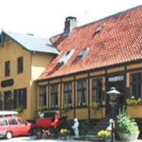 Отель Hotel Tranekaer Slotskro в городе Транекер, Дания