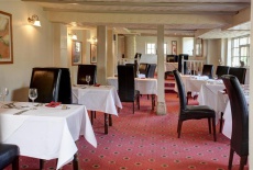 Отель BEST WESTERN Mayfield House Hotel в городе Crudwell, Великобритания