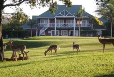 Отель Mount Edgecombe Golf Lodge в городе Mount Edgecombe, Южная Африка