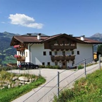 Отель Adlerhorst Zillertal в городе Штуммерберг, Австрия