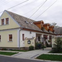 Отель Rudolf's Fogado в городе Жира, Венгрия