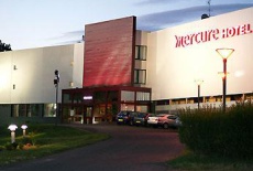 Отель Mercure Moulins Nord в городе Треволь, Франция
