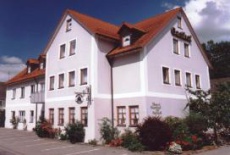 Отель Hotel-Gasthof am Schloss в городе Пильзах, Германия
