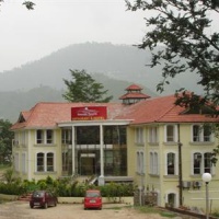 Отель Riverside Resort в городе Ришикеш, Индия
