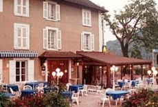 Отель Hostellerie du Lac Bleu в городе Шаравин, Франция