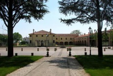 Отель Corte Priuli в городе Местрино, Италия