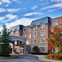 Отель Holiday Inn Express Whitby Oshawa в городе Уитби, Канада