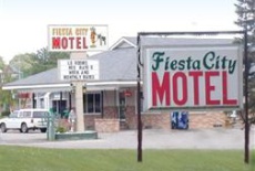 Отель Fiesta City Motel Montevideo в городе Монтевидео, США