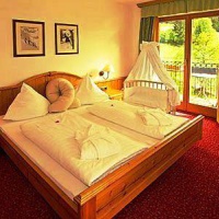 Отель Hotel Babymio Kirchdorf in Tirol в городе Кирхдорф, Австрия