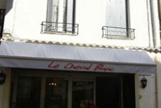 Отель Hotel Restaurant du Cheval Blanc в городе Могио, Франция