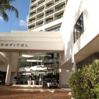 Отель Sofitel Gold Coast Broadbeach в городе Голд-Кост, Австралия