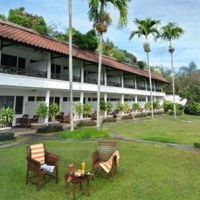 Отель Grand Hotel Trawas в городе Травас, Индонезия