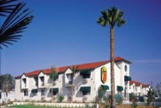 Отель Super 8 San Diego/Imperial Bea в городе Чула Виста, США