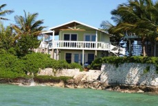 Отель Wheel House Upstairs в городе Марш Харбор, Багамы