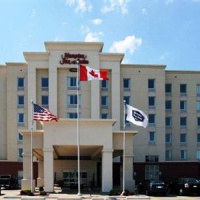 Отель Hampton Inn & Suites by Hilton Kitchener в городе Китченер, Канада