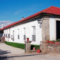 Отель Casa de Vilarinho de Sao Romao в городе Саброза, Португалия