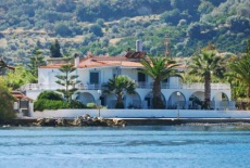 Отель Manthos в городе Каллони, Греция