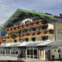 Отель Hotel zur Post Riezlern в городе Рицлерн, Австрия