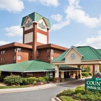 Отель Country Inn & Suites Atlanta-NW at Windy Hill Rd в городе Атланта, США