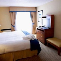 Отель Holiday Inn Express Hotel & Suites London Downtown в городе Лондон, Канада