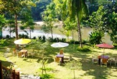 Отель Riverhouse Resort Mae Sariang в городе Мае Сарианг, Таиланд