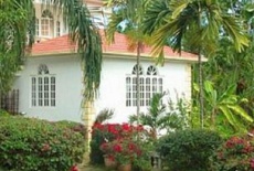 Отель Paradise Runaway Bay Villa в городе Ранауэй Бэй, Ямайка