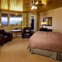 Отель Overlander Mountain Lodge Jasper в городе Брюле, Канада