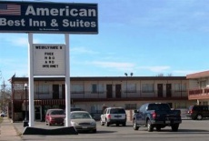 Отель American Best Inn and Suites Mason City в городе Мейсон Сити, США
