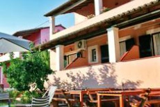 Отель Villa Toula Dassia в городе Ипсос, Греция