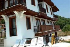 Отель Portofino Apartments в городе Акьяка, Турция